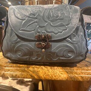 Patricia Nash Excellent Condition Leather Safflower Blue Rose Tooled Micaela